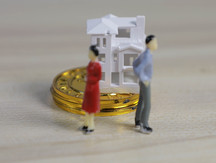 婚前买房婚后单独还贷算共同财产吗