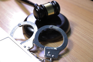 刑事案件如何查询对方的信息