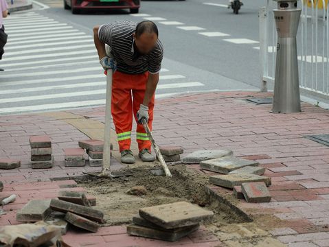 同工同酬正式工临时工