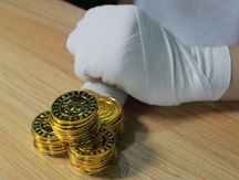 鼻骨骨折二级轻伤要负什么刑事责任