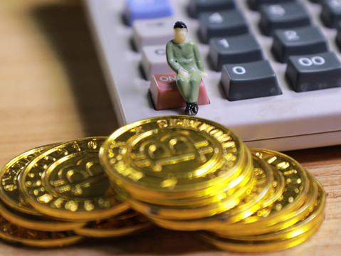 养老金涨5%，多地可于本月底到账