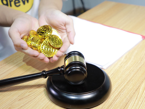 网络主播违约跳槽！单方面合同违约的法律责任是什么？