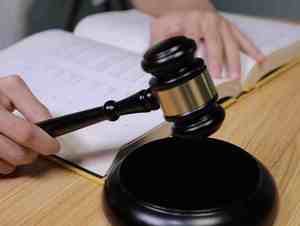 工伤8级社保局赔付多少钱