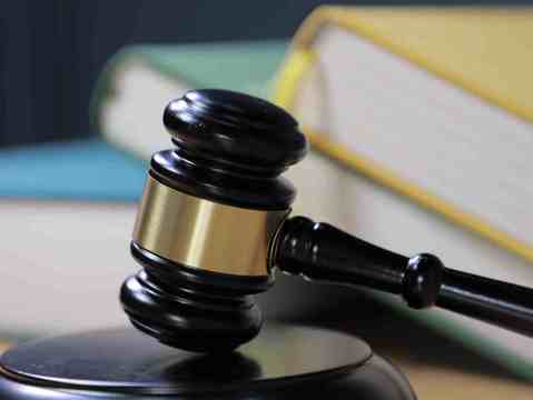 起诉离婚并申请赔偿需要什么材料
