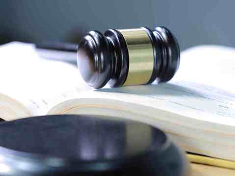 私人老板拖欠工资不给怎么办打什么电话投诉