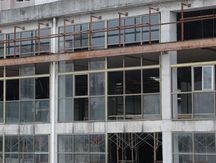 农民征地补偿费交税么以及农民征地补偿费应怎样分配