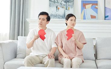 起诉重婚罪需要哪些材料