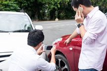 被车撞了擦伤一般赔偿多少钱