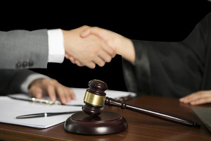 劳动仲裁中需要回避的情形是什么意思
