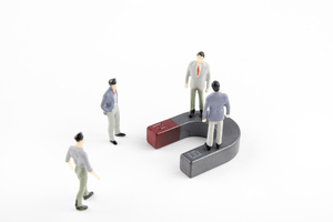 失业保险和社保冲突吗，交了社保还能领取失业金吗
