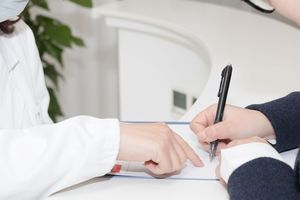 医美顾客要退款怎么解决