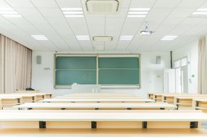 没有资质的培训学校怎么处罚学员