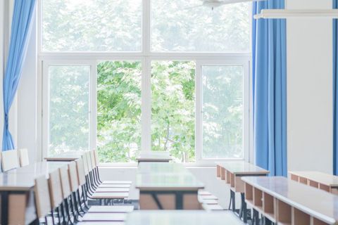国庆学校不放假犯法吗