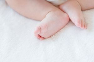 父母未领结婚证新生儿入户怎么办
