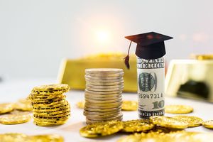 出国留学保证金冻结多久