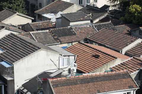 不是本村居民取得宅基地怎么处理
