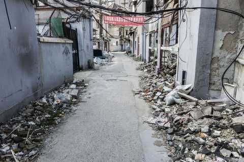 村里修路占地补偿