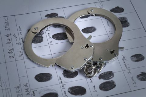 建议，，取保候审通知家人情况因案而异