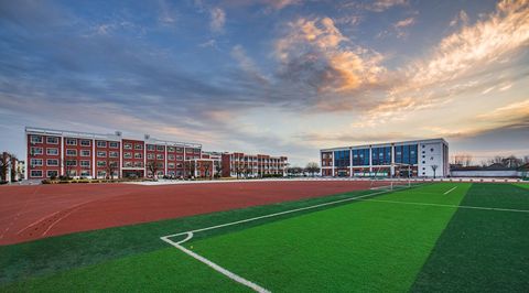 有学区房但是户口不在本地可以上小学吗
