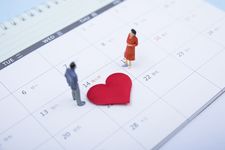 婚假10天包括其中的双休日吗