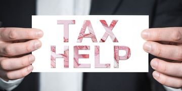如何向税务机关举报偷税漏税行为