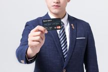 欠信用卡钱多少会坐牢