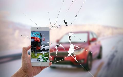 被追尾他们逃逸怎么样修理汽车