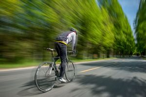 自行车撞人怎么界定责任