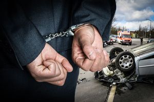 被判缓刑可以到外地吗