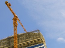建筑公司分包给个人合法吗