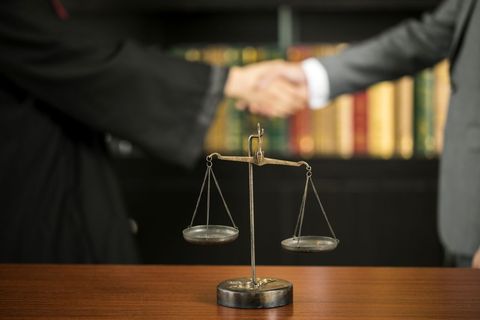 劳动仲裁委员会是行政部门吗