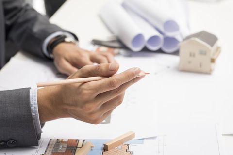 农村不给批地基怎么办