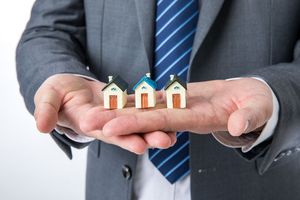 投诉房地产公司应该找哪个部门投诉