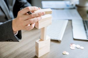 员工风险抵押金会不会合法