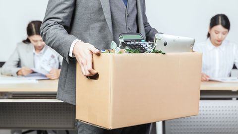 劳动合同可以限制离职吗-靠谱派