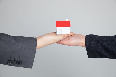 邻里纠纷物业怎么解决