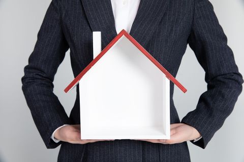 房产证只写老公名字妻子可以落户吗