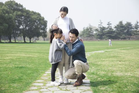 生育津贴多久能报下来，有多少生育津贴