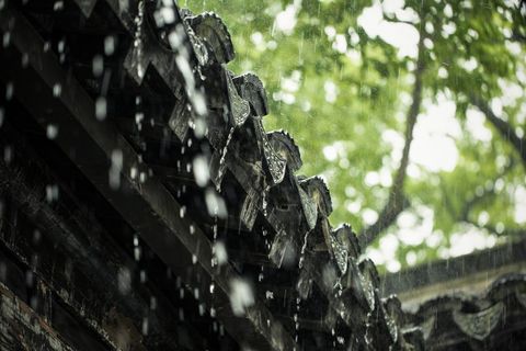 工程层层转包