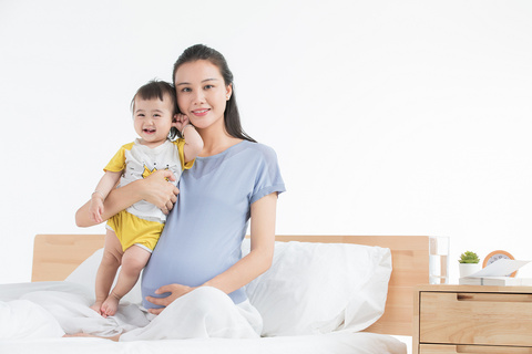 不到法定年龄结婚生子怎么办