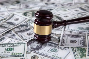 金融纠纷向法院起诉多久立案