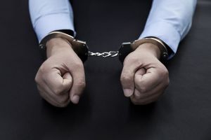 刑拘进去需要剪头发吗