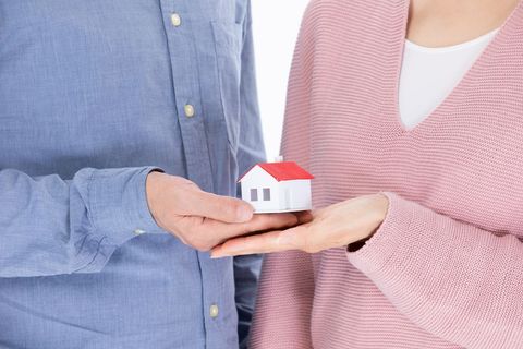 结婚以后买房只写男方名字是夫妻一同财产吗