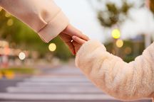 探视权能把孩子单独接走吗