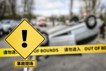 没有过户的车在事故中损失谁应该承担责任