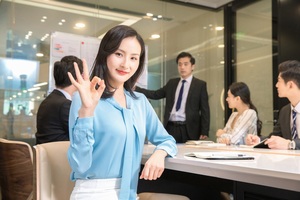 工伤公司不赔偿申请劳动仲裁需要什么资料